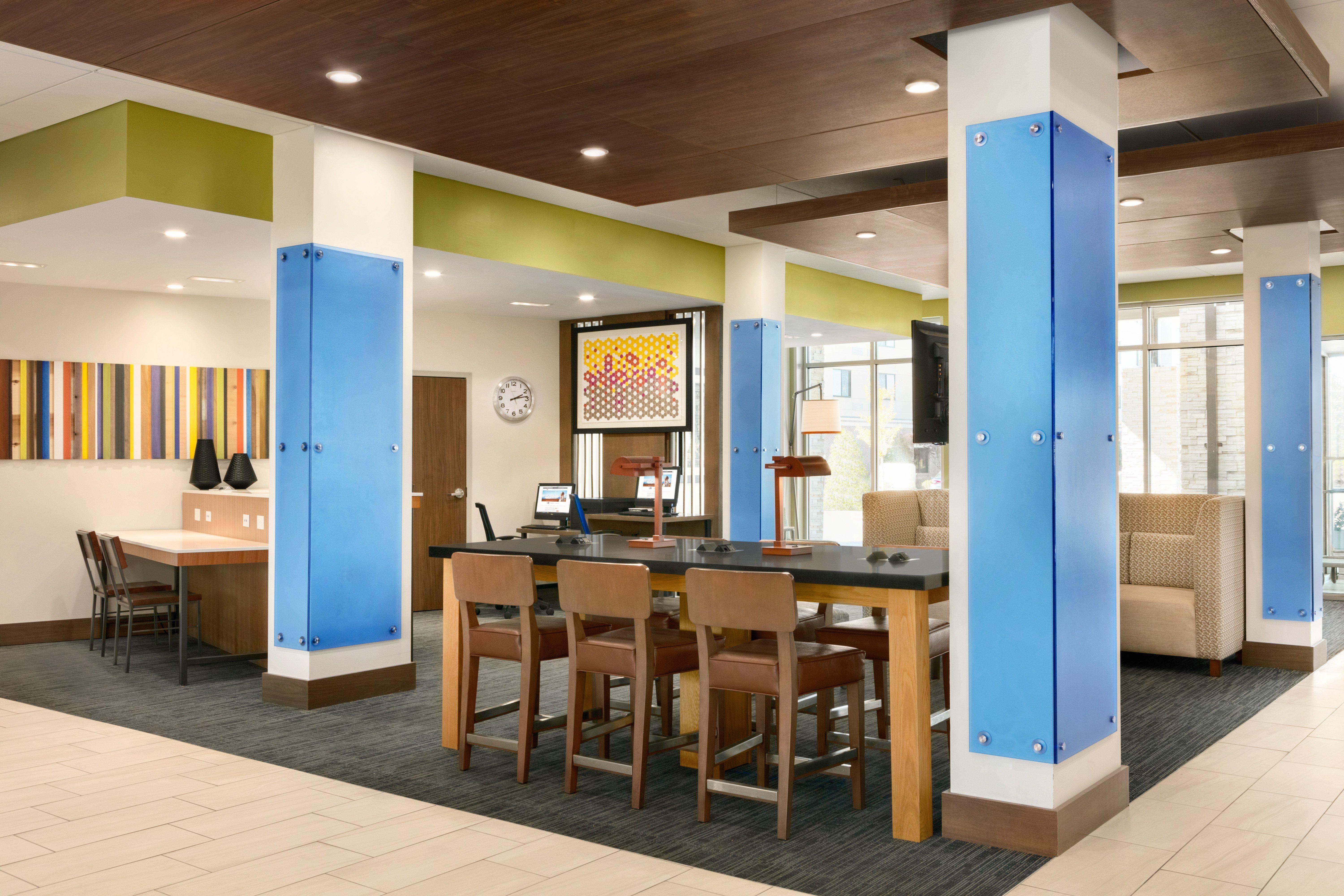 Holiday Inn Express & Suites Salisbury By Ihg Exterior foto
